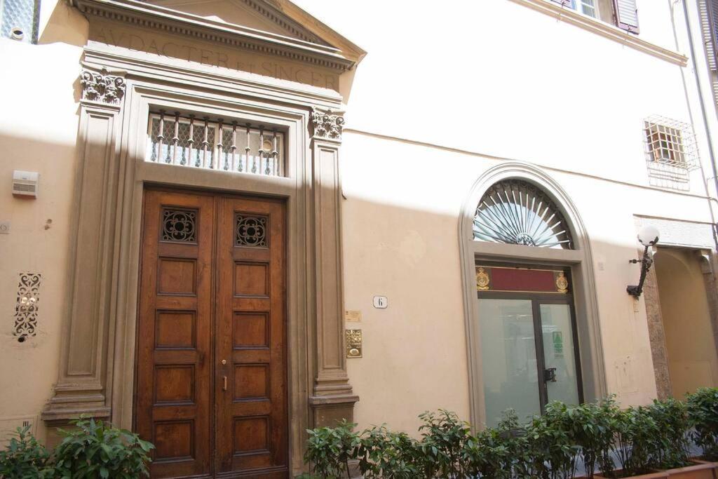 Tornabuoni Charming Apartment Флоренція Екстер'єр фото