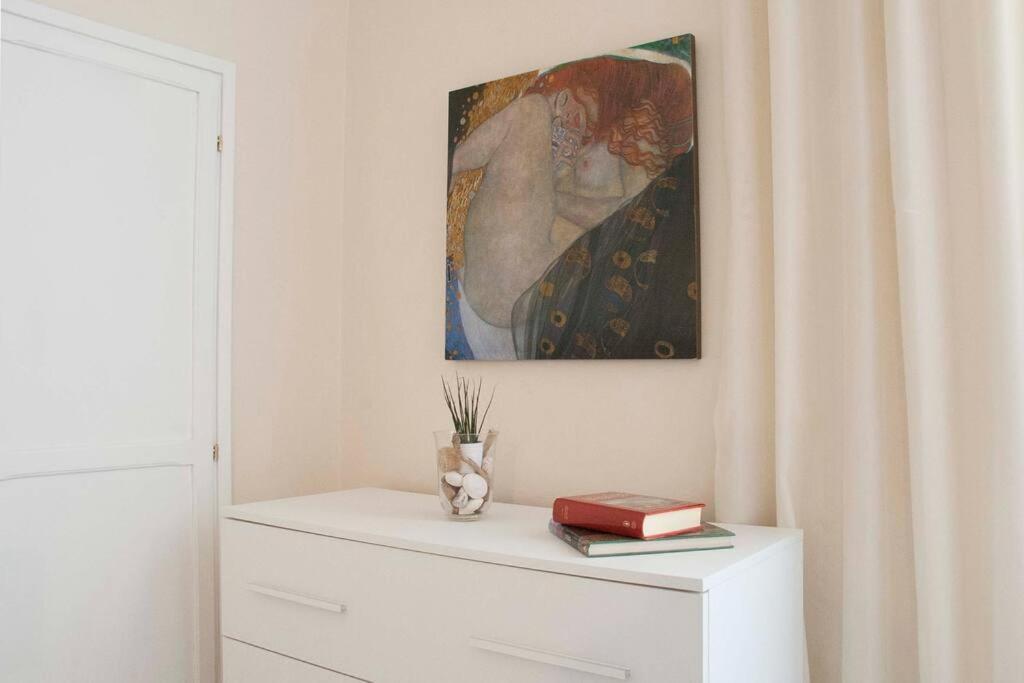Tornabuoni Charming Apartment Флоренція Екстер'єр фото